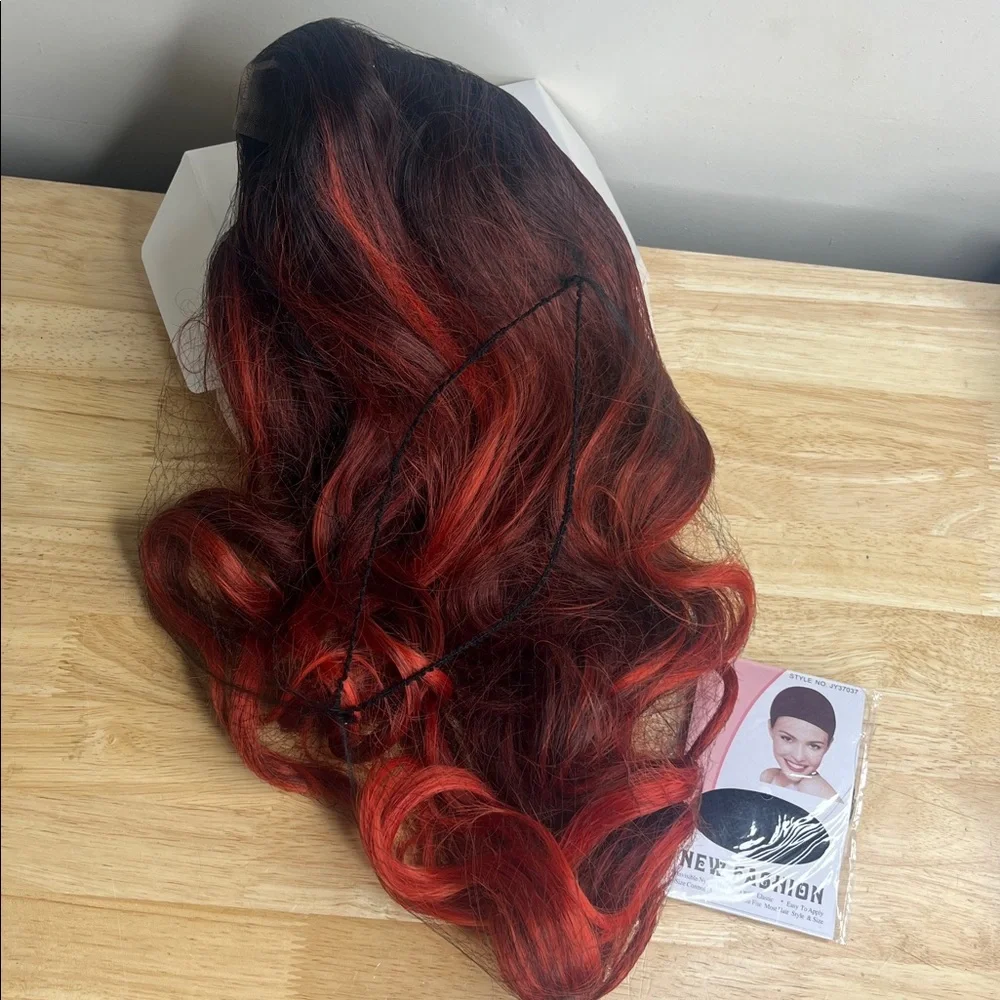 Long Red Wavy Wig 26 Inch Ombre Red Middle Part Curly Synthetic Hair Wig